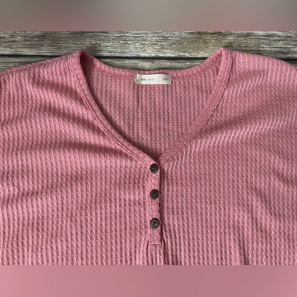 Blush Pink waffle knit top - Picture 2 of 11